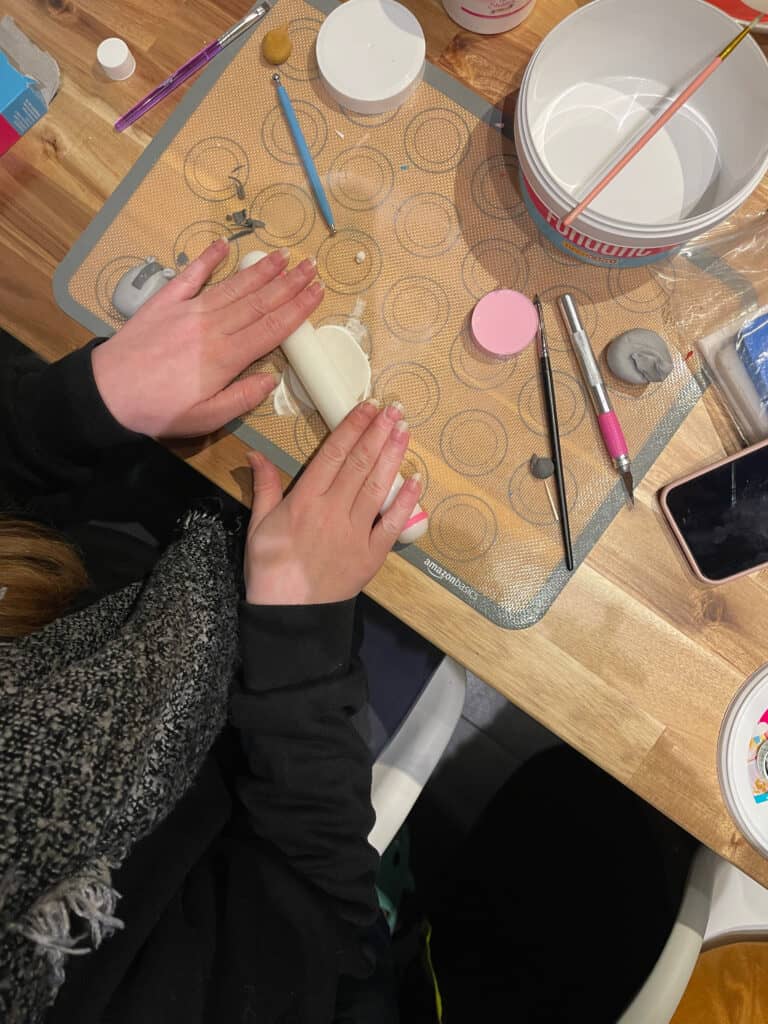 ausrollen von Fondant